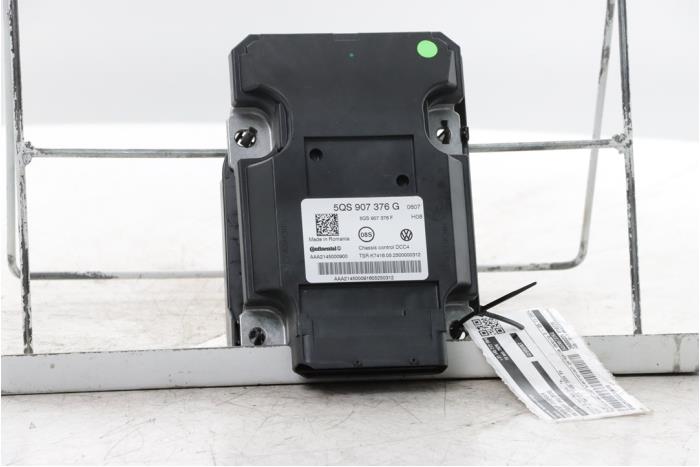Gebruikte Computer Diversen Volkswagen Tiguan (CT1) 1.5 eHybrid 272 Prijs € 151,25 Inclusief btw aangeboden door Snuverink Autodemontage