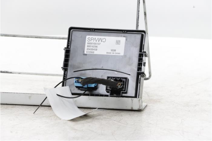 Gebruikte Computer Diversen Volvo EX30 Twin Motor Performance 69 kWh Prijs € 125,00 Margeregeling aangeboden door Snuverink Autodemontage