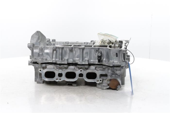 Gebruikte Cilinderkop Peugeot 408 1.2 12V Hybrid 136 Prijs € 450,00 Margeregeling aangeboden door Snuverink Autodemontage
