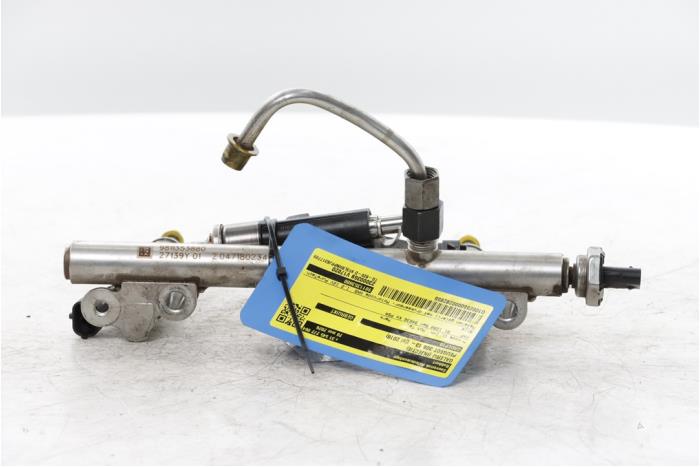 Gebruikte Common rail (Injectie) Peugeot 308 SW (L4/L9/LC/LJ/LR) 1.2 12V e-THP PureTech 110 Prijs € 75,00 Margeregeling aangeboden door Snuverink Autodemontage