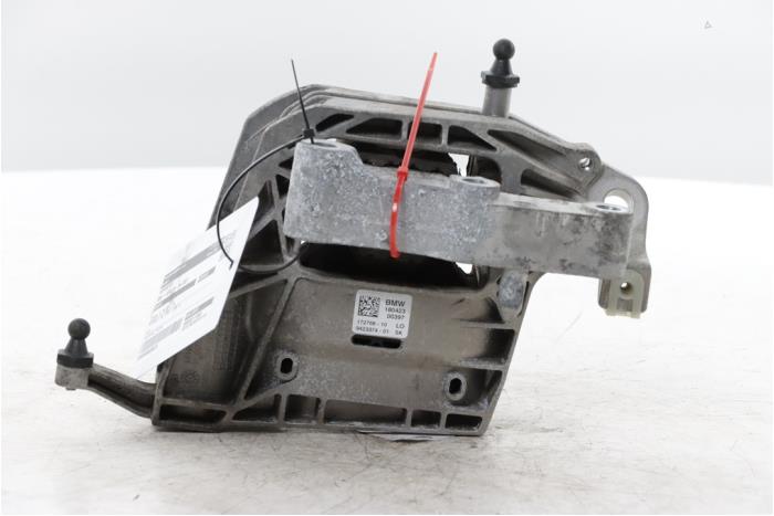 Gebruikte Motorrubber BMW 1 serie (F40) 118d 2.0 16V Prijs € 35,00 Margeregeling aangeboden door Snuverink Autodemontage