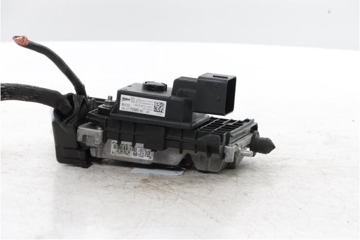 Gebruikte Start/Stop computer Peugeot 5008 II (M4/MC/MJ/MR) 1.6 THP 165 Prijs op aanvraag aangeboden door Snuverink Autodemontage