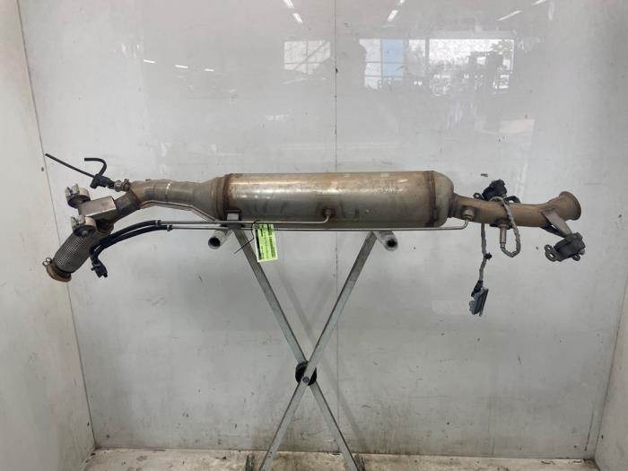 Gebruikte Roetfilter Opel Vivaro 2.0 Diesel 145 Prijs € 544,50 Inclusief btw aangeboden door Snuverink Autodemontage