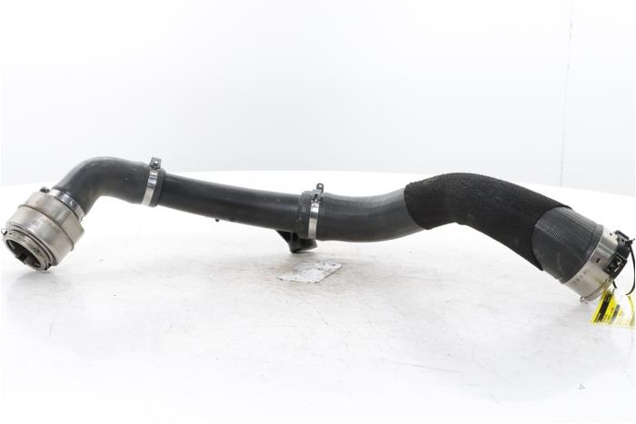 Gebruikte Intercooler Slang Renault Kangoo Express (RFK) 1.3 TCE 100 16V Prijs € 90,75 Inclusief btw aangeboden door Snuverink Autodemontage