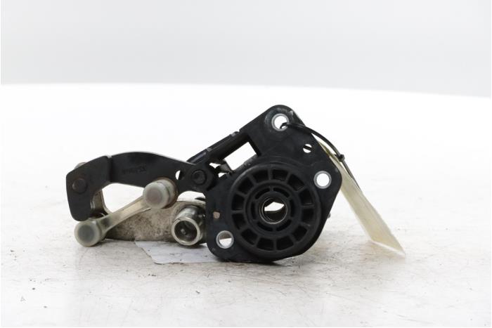 Gebruikte Schakelmechaniek Renault Captur I (2R) 0.9 Energy TCE 12V Prijs op aanvraag aangeboden door Snuverink Autodemontage