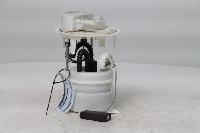 Gebruikte Tank element Pomp Peugeot 508 (F3/FB/FH/FP) 1.6 16V PureTech 180 Prijs op aanvraag aangeboden door Snuverink Autodemontage