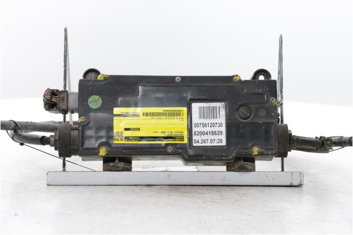 Gebruikte Handrem Computer Renault Vel Satis (BJ) 3.5 V6 24V Autom. Prijs € 475,00 Margeregeling aangeboden door Snuverink Autodemontage