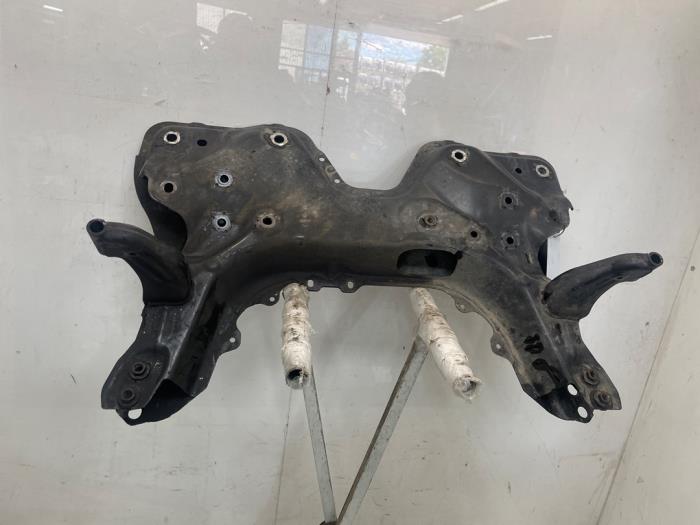 Gebruikte Subframe Jeep Renegade (BU) 1.6 Multijet 16V Prijs € 175,00 Margeregeling aangeboden door Snuverink Autodemontage
