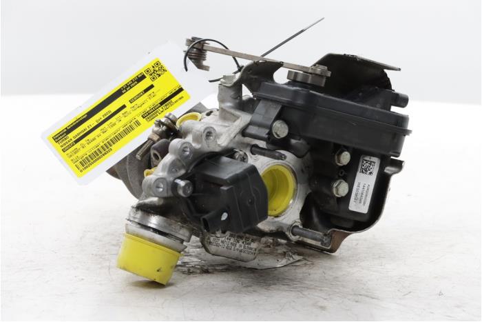 Gebruikte Turbo Nissan Qashqai (J12) 1.3 DIG-T MHEV 16V Prijs € 300,00 Margeregeling aangeboden door Snuverink Autodemontage