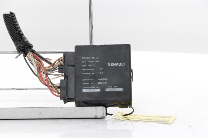 Gebruikte Computer cabriokap Renault Megane II CC (EM) 1.5 dCi 105 FAP Prijs op aanvraag aangeboden door Snuverink Autodemontage