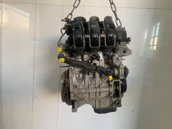 Gebruikte Motor Peugeot 208 II (UB/UH/UP) 1.2 Vti 12V PureTech 75 Prijs € 1.550,00 Margeregeling aangeboden door Snuverink Autodemontage