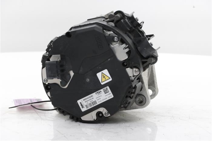 Gebruikte Dynamo Fiat 600 (365) 1.2 Hybrid 145 Prijs op aanvraag aangeboden door Snuverink Autodemontage