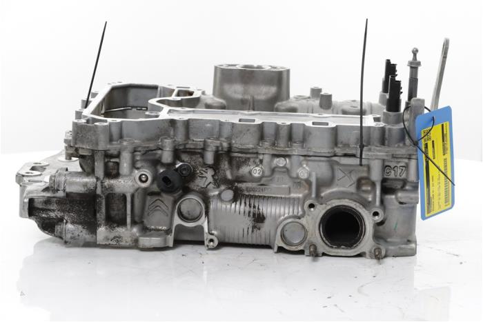 Gebruikte Cilinderkop Peugeot 2008 (UD/UK/UR/US/UX) 1.2 VTi 12V PureTech 130 Prijs op aanvraag aangeboden door Snuverink Autodemontage