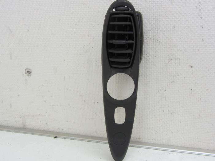 Gebruikte Diversen Citroen C8 (EA/EB) 2.0 HDi 16V Prijs € 10,33 Margeregeling aangeboden door Snuverink Autodemontage