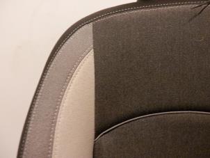 Gebruikte Voorstoel rechts Peugeot 206 SW (2E/K) 1.4 Prijs € 75,00 Margeregeling aangeboden door Snuverink Autodemontage