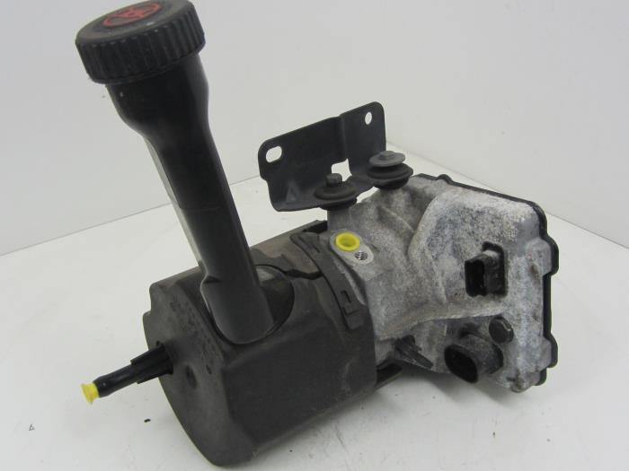 Gebruikte Pomp Servo Peugeot 308 (4A/C) 1.6 VTI 16V Prijs € 74,99 Margeregeling aangeboden door Snuverink Autodemontage