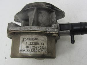 Gebruikte Vacuumpomp (Diesel) Renault Megane II (BM/CM) 1.5 dCi 80 Prijs op aanvraag aangeboden door Snuverink Autodemontage