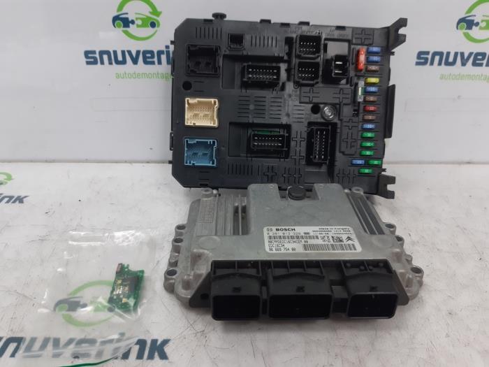 Gebruikte Computer Motormanagement Peugeot Partner Tepee (7A/B/C/D/E/F/G/J/P/S) 1.6 HDiF 90 16V Phase 1 Prijs € 181,50 Inclusief btw aangeboden door Snuverink Autodemontage