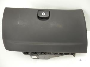Gebruikte Dashboardkastje Peugeot 407 (6D) 1.6 HDi 16V Prijs op aanvraag aangeboden door Snuverink Autodemontage