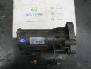 Gebruikte Startmotor Renault Espace (JK) 2.2 dCi 16V Prijs € 67,49 Margeregeling aangeboden door Snuverink Autodemontage