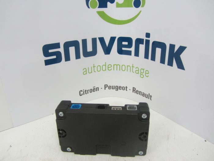 Gebruikte Computer Diversen Renault Twingo II (CN) 1.2 16V Prijs € 35,00 Margeregeling aangeboden door Snuverink Autodemontage
