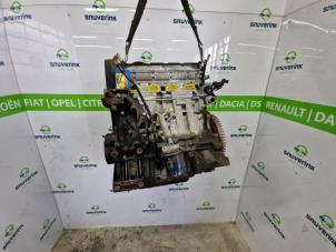 Gebruikte Motor Peugeot 406 Coupé (8C) 2.0 16V Prijs € 349,98 Margeregeling aangeboden door Snuverink Autodemontage