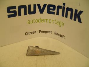 Gebruikte Clignoteur links Renault Megane Prijs op aanvraag aangeboden door Snuverink Autodemontage