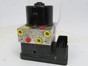 Gebruikte ABS Pomp Citroen C5 I Berline (DC) 2.0 HDi 110 Prijs € 39,98 Margeregeling aangeboden door Snuverink Autodemontage