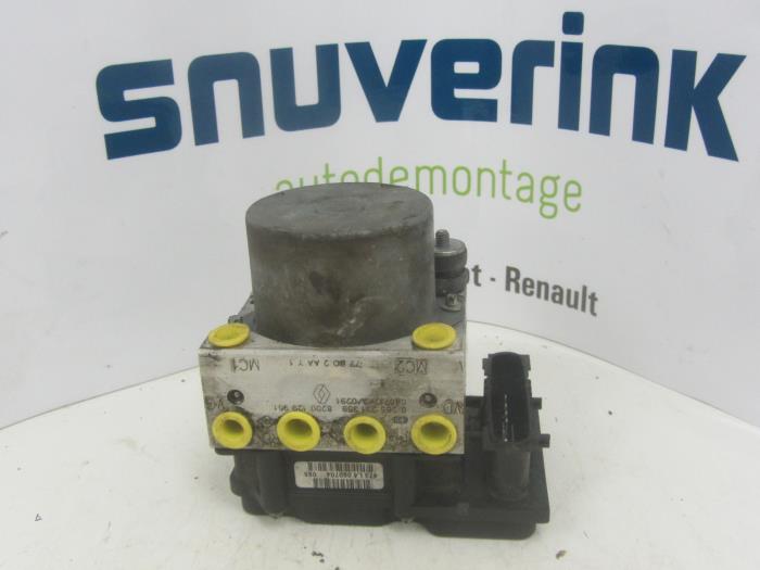 Gebruikte ABS Pomp Renault Modus/Grand Modus (JP) 1.4 16V Prijs € 39,98 Margeregeling aangeboden door Snuverink Autodemontage