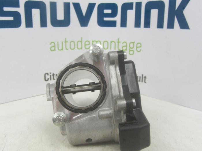 Gasklephuis van een Renault Scénic III (JZ) 1.5 dCi 110 2015