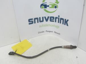 Gebruikte Lambda Sonde Renault Clio IV (5R) 0.9 Energy TCE 90 12V Prijs € 29,99 Margeregeling aangeboden door Snuverink Autodemontage