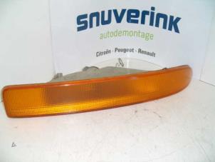 Gebruikte Clignoteur rechts Renault Master II (FD/HD) 2.2 dCi 16V Prijs € 12,50 Inclusief btw aangeboden door Snuverink Autodemontage