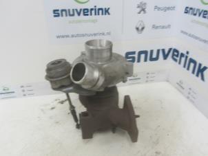 Gebruikte G-lader Renault Trafic New (FL) 2.0 dCi 16V 115 Prijs € 96,79 Inclusief btw aangeboden door Snuverink Autodemontage