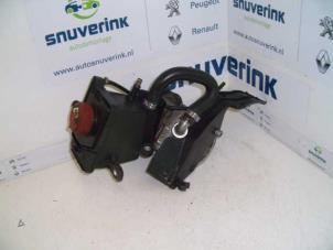 Gebruikte Stuurpomp Alfa Romeo 147 (937) 1.6 HP Twin Spark 16V Prijs € 34,98 Margeregeling aangeboden door Snuverink Autodemontage