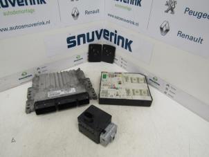 Gebruikte Computer Motormanagement Renault Megane III Grandtour (KZ) 1.5 dCi 110 Prijs € 149,98 Margeregeling aangeboden door Snuverink Autodemontage