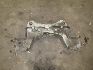 Gebruikte Subframe Renault Scénic III (JZ) 1.6 16V Prijs € 74,99 Margeregeling aangeboden door Snuverink Autodemontage