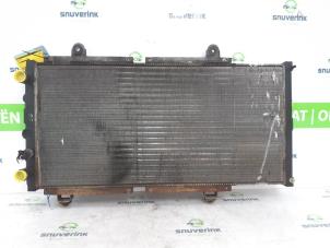 Gebruikte Radiateur Peugeot J5 (280P) 2.5 D Prijs € 10,33 Margeregeling aangeboden door Snuverink Autodemontage
