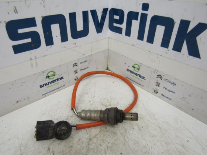 Gebruikte Lambda Sonde Renault Clio III (BR/CR) 1.2 16V 65 Prijs € 29,99 Margeregeling aangeboden door Snuverink Autodemontage