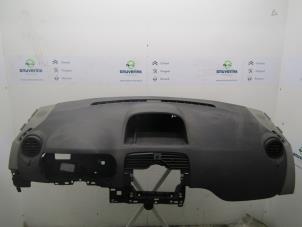Gebruikte Dashboard Renault Kangoo Express (FW) 1.5 dCi 105 FAP Prijs € 200,00 Margeregeling aangeboden door Snuverink Autodemontage