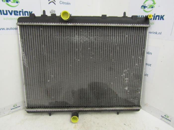 Gebruikte Radiateur Peugeot 308 (4A/C) 1.4 VTI 16V Prijs € 25,49 Margeregeling aangeboden door Snuverink Autodemontage