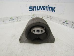 Gebruikte Motorsteun Fiat Ducato (243/244/245) 2.8 JTD 15 Prijs € 10,33 Margeregeling aangeboden door Snuverink Autodemontage