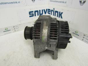Gebruikte Dynamo Renault Safrane II 2.5 20V RXE,RXT Prijs € 10,33 Margeregeling aangeboden door Snuverink Autodemontage