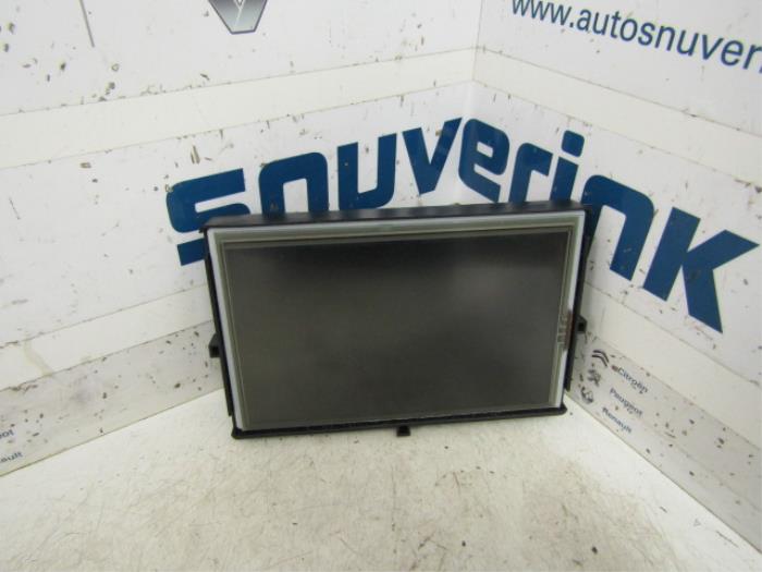 Gebruikte Display Interieur Renault Zoé (AG) 46kW Prijs € 90,75 Inclusief btw aangeboden door Snuverink Autodemontage