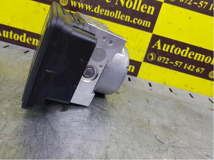 Gebruikte ABS Pomp BMW 1 serie (F21) M140i 3.0 24V Prijs € 150,04 Inclusief btw aangeboden door autodemontage denollen