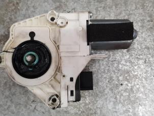 Gebruikte Motor electrisch raam Audi A6 Prijs € 68,00 Margeregeling aangeboden door de Nollen autorecycling