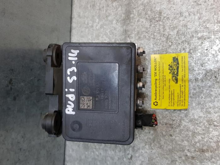 Gebruikte ABS Pomp Audi S3 (8V1/8VK) 2.0 T FSI 16V Prijs € 86,00 Margeregeling aangeboden door autodemontage denollen