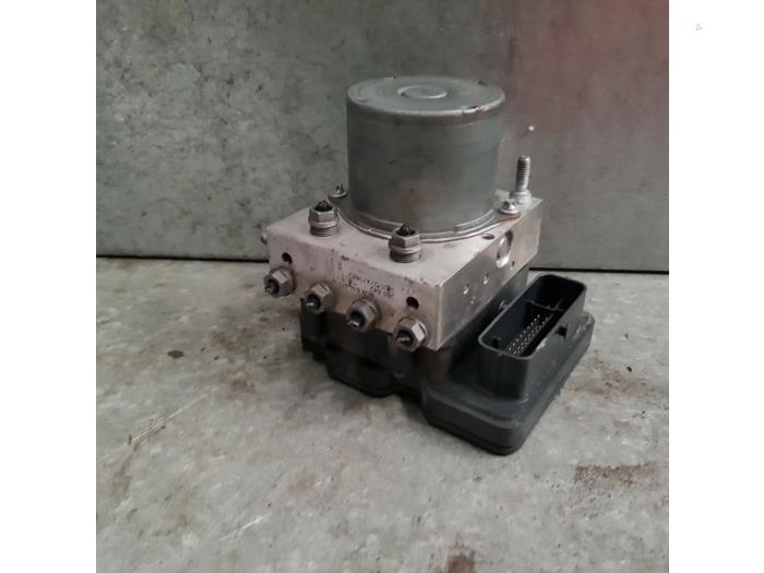 Gebruikte ABS Pomp Audi S1 (8X1/8XK) 2.0 TFSI 16V Prijs € 128,00 Margeregeling aangeboden door autodemontage denollen