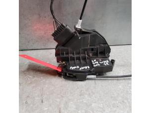 Gebruikte Deurslot Mechaniek 4Deurs links-voor Ford Fiesta 6 (JA8) 1.5 TDCi Prijs op aanvraag aangeboden door de Nollen autorecycling