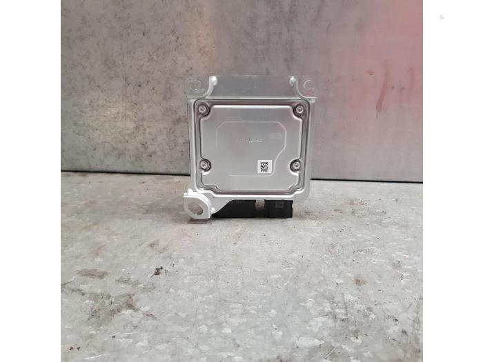 Airbag Module van een Ford Focus 3 Wagon 2.0 ST TDCi 16V 2014