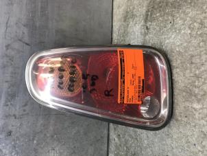 Gebruikte Achterlicht rechts Mini Cooper Prijs € 30,00 Margeregeling aangeboden door de Nollen autorecycling